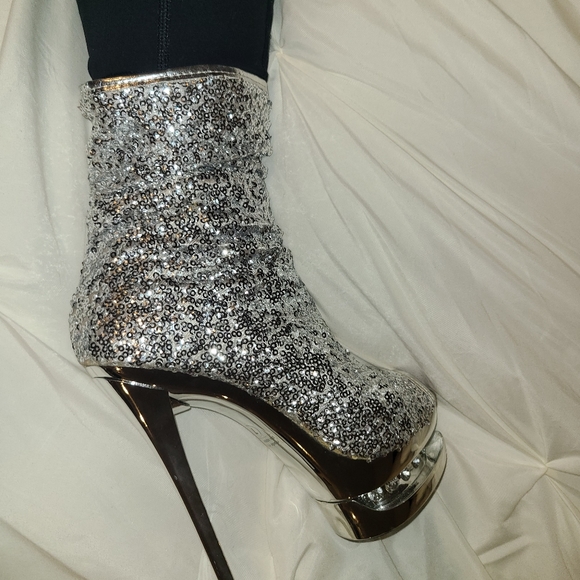 Exotic Dancing Open Toe Booties - Picture 2 of 7